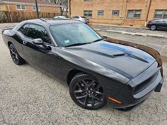 2021 Dodge Challenger SXT 