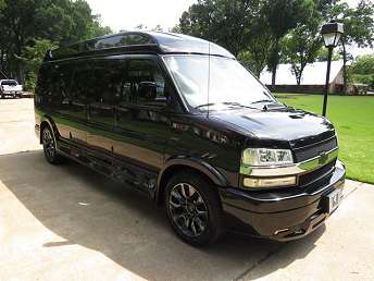 2024 Chevrolet Express 2500 