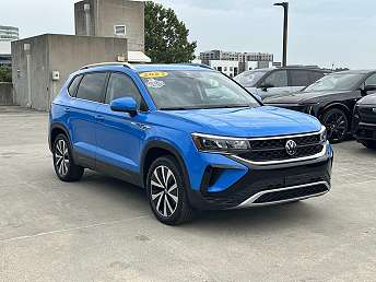 2023 Volkswagen Taos SE 