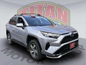 2023 Toyota RAV4 SE 