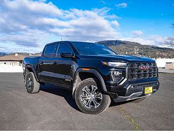 2024 GMC Canyon AT4 