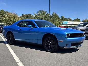 2023 Dodge Challenger SXT 