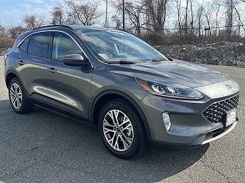 2022 Ford Escape SEL 