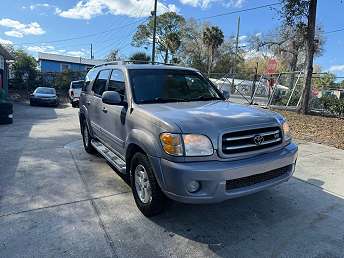 Toyota Sequoia SUV 2002