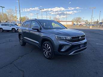 2023 Volkswagen Taos SE 