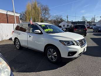2019 Nissan Pathfinder SL 