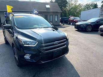 2019 Ford Escape SEL 
