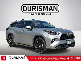2022 Toyota Highlander LE 