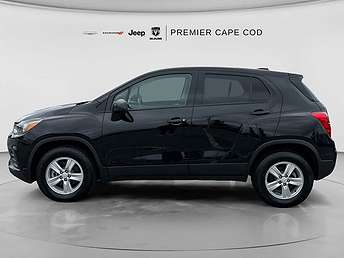2022 Chevrolet Trax LS 