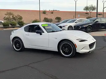 Test Driven 2021 Mazda Miata Review | CARFAX