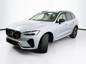 2025 Volvo XC60 B5 Plus 