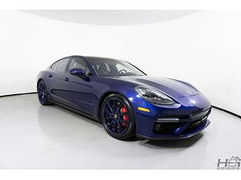 2020 Porsche Panamera Turbo 