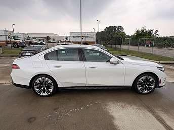2024 BMW 5 Series 530i 