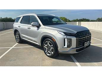 Silver 2024 Hyundai Palisade SUV