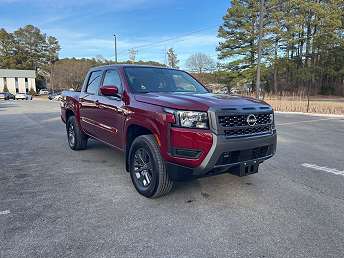 2025 Nissan Frontier SV 