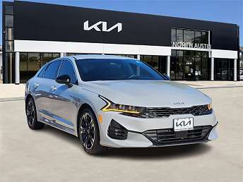 2023 Kia K5 GT-Line 