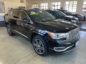 2017 GMC Acadia Denali 