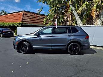 2023 Volkswagen Tiguan SE 
