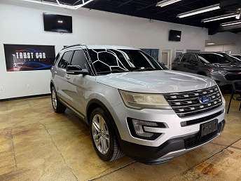 2017 Ford Explorer XLT 