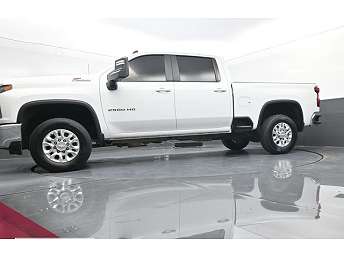 White 2020 Chevrolet Silverado 2500HD Pickup