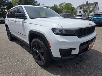 2023 Jeep Grand Cherokee L Altitude 