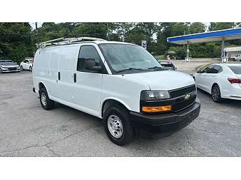 2022 Chevrolet Express 2500 