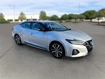 2023 Nissan Maxima SV 