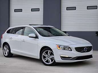 2015 Volvo V60 T5 