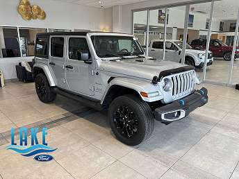 2023 Jeep Wrangler Sahara 4xe 