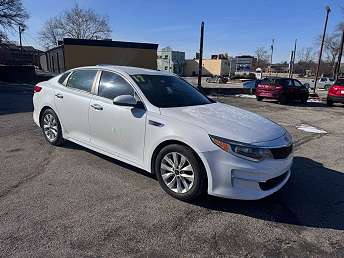 2017 Kia Optima LX 