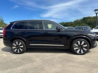2025 Volvo XC90 T8 Ultra 
