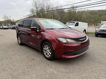 2017 Chrysler Pacifica Touring 