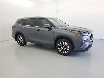 New 2025 Toyota Highlander XLE