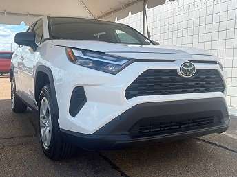2023 Toyota RAV4 LE 
