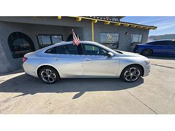 2022 Chevrolet Malibu LT 