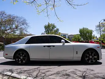 2021 Rolls-Royce Phantom 