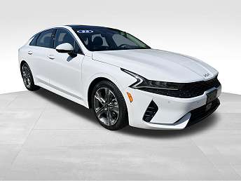 2022 Kia K5 EX 