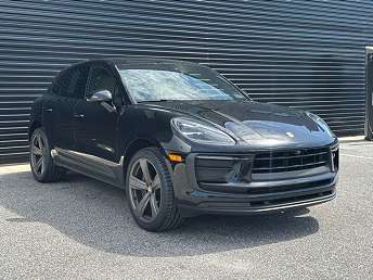 2022 Porsche Macan  