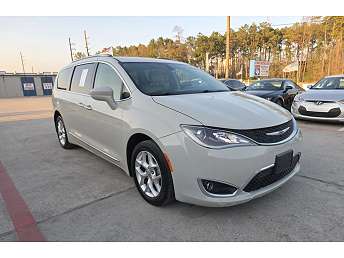 2020 Chrysler Pacifica Touring-L 