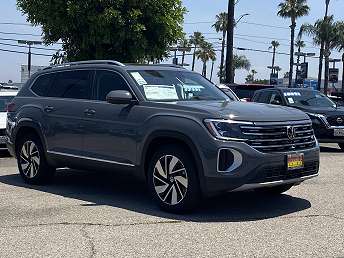 2025 Volkswagen Atlas SEL 