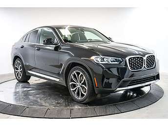 2022 BMW X4 xDrive30i 