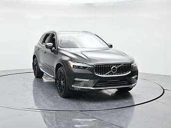 2022 Volvo XC60 B5 Inscription 