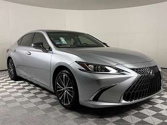 2025 Lexus ES 300h 