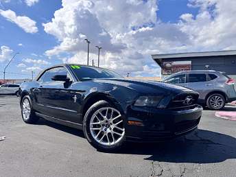 Black Ford Mustang Convertible 2013