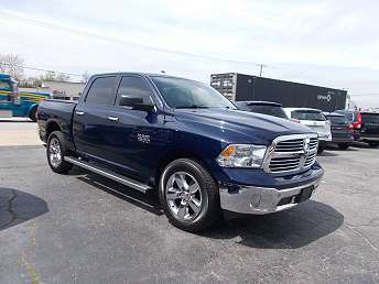 2016 Ram 1500 SLT 