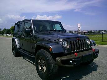 2017 Jeep Wrangler Sahara 