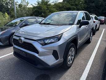 2022 Toyota RAV4 LE 