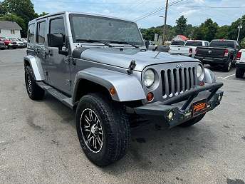 2013 Jeep Wrangler Sahara 