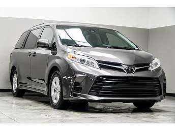 Gray Toyota Sienna Minivan 2018