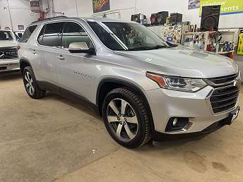 2021 Chevrolet Traverse LT 
